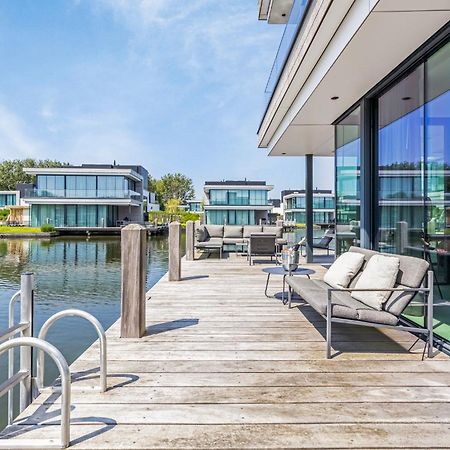 ארנמאודן Lake House With Dock At Lake Veere, Zeeland מראה חיצוני תמונה